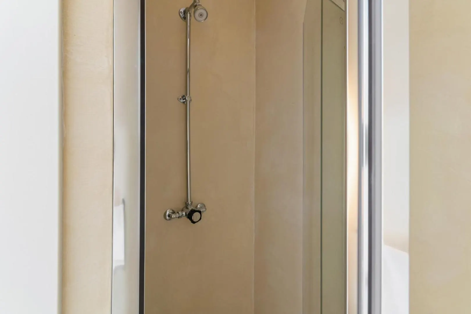 Livinn House L'Hospitalet de Llobregat Hotel