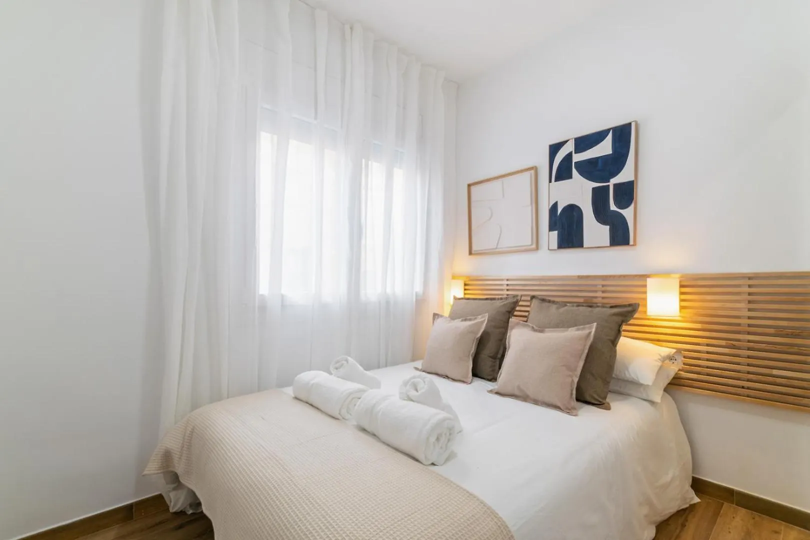 Livinn House L'Hospitalet de Llobregat Hotel