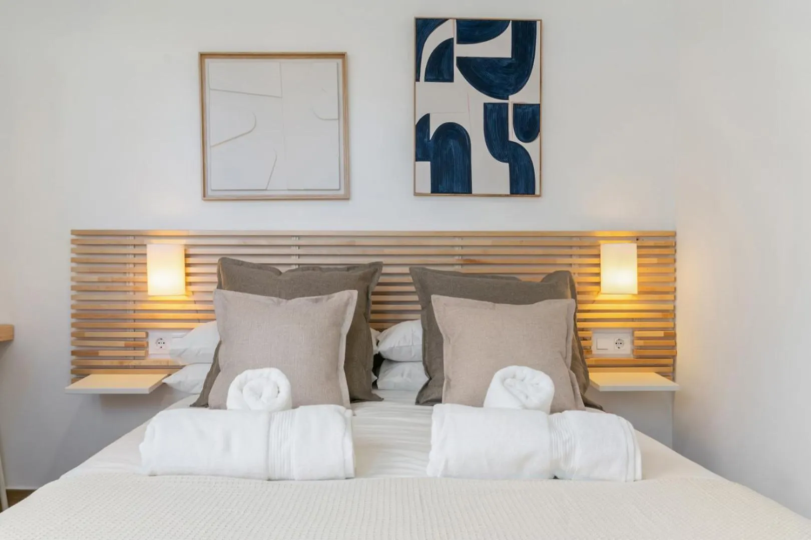 Livinn House L'Hospitalet de Llobregat Hotel