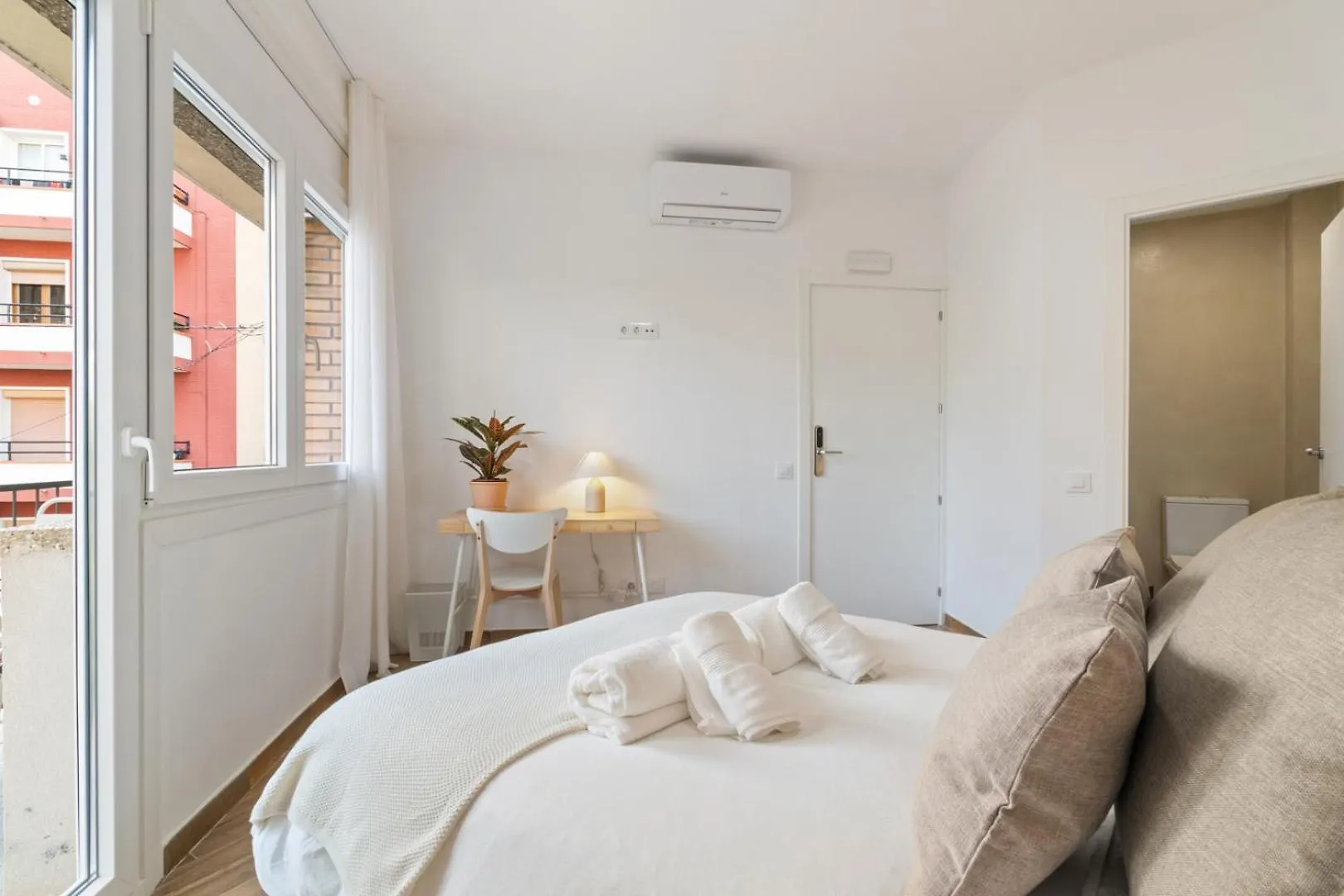 Livinn House L'Hospitalet de Llobregat 0*,  Spain